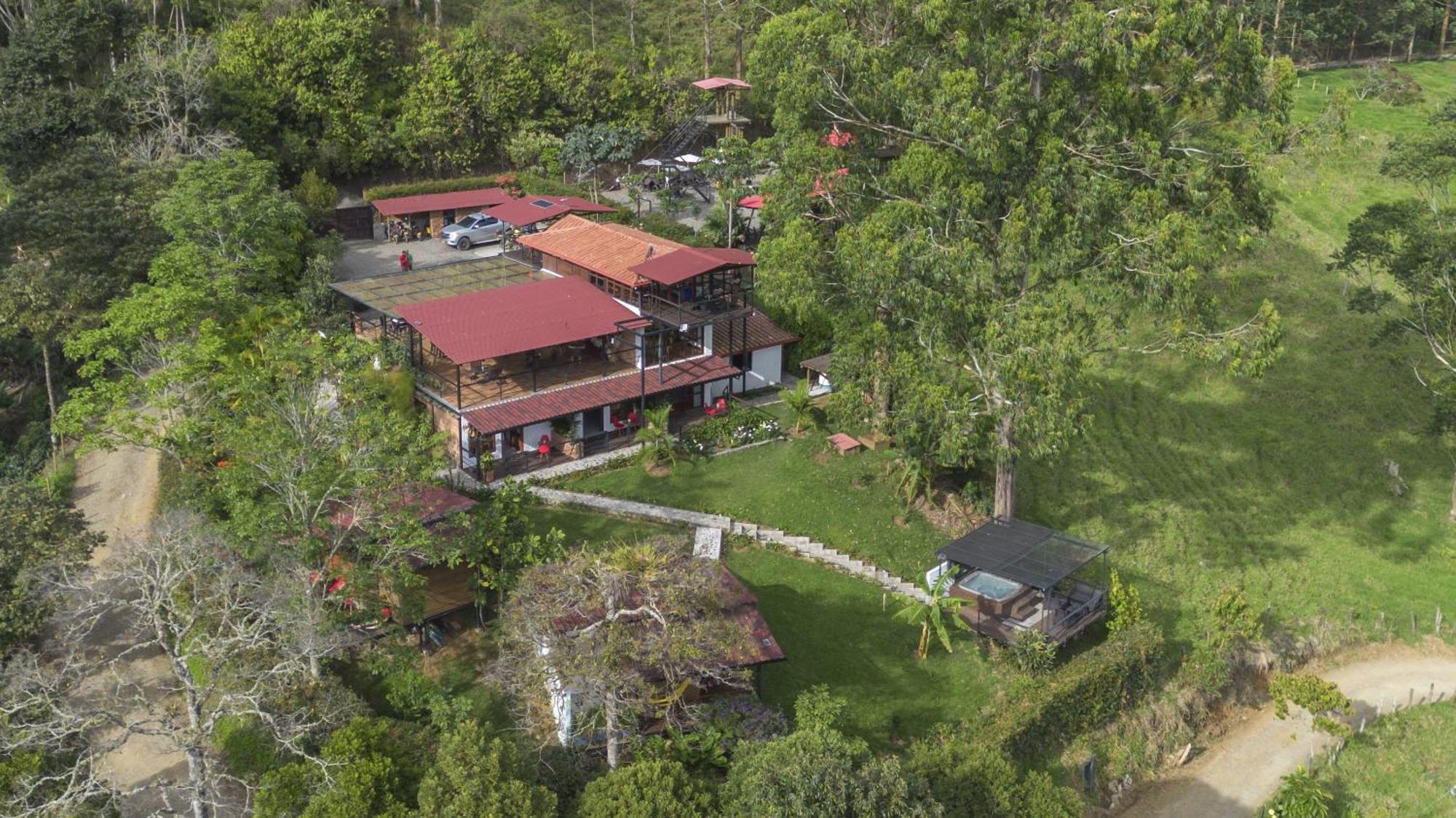 Gulupa Ecolodge คาร์ดิน ภายนอก รูปภาพ