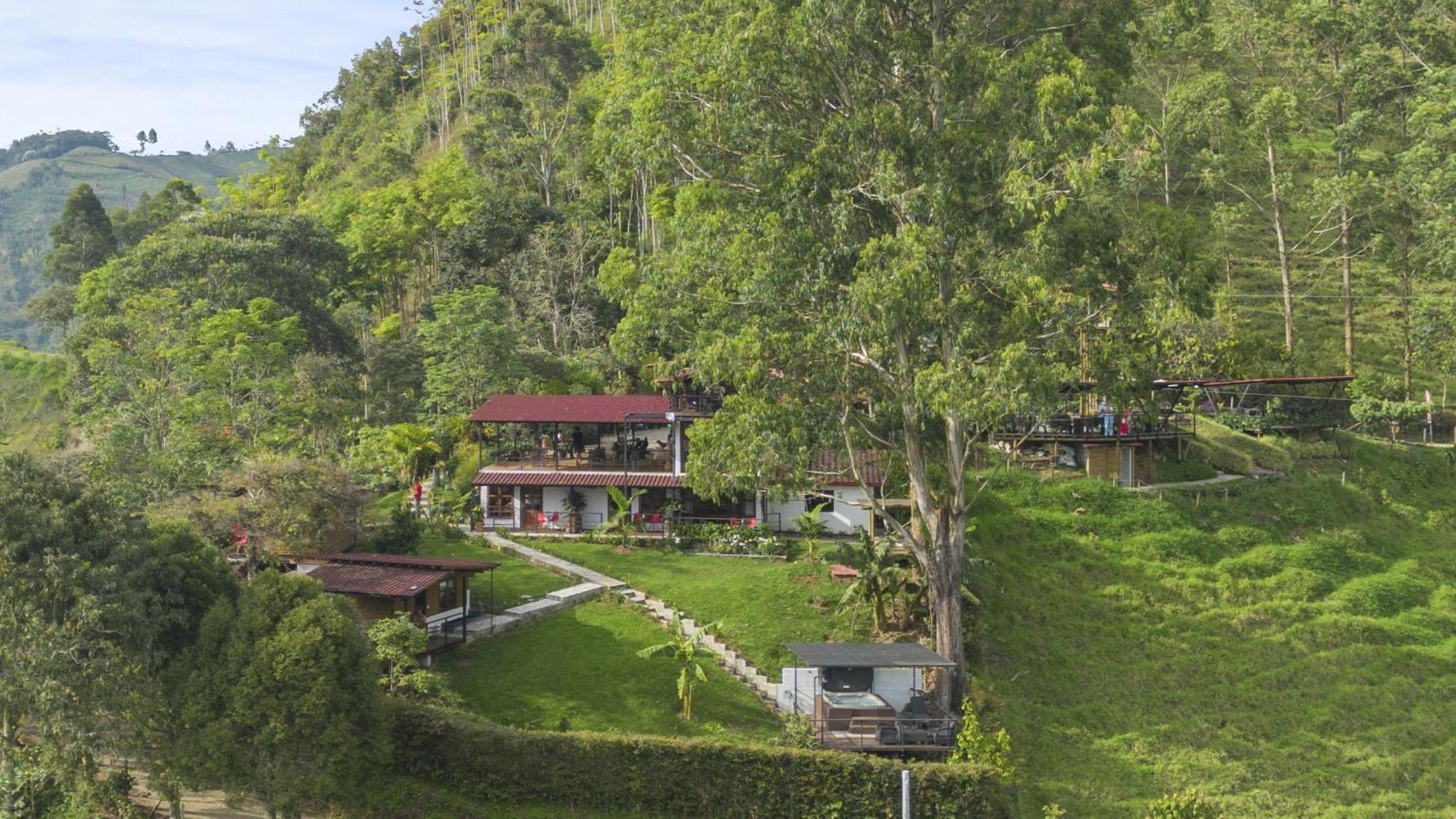 Gulupa Ecolodge คาร์ดิน ภายนอก รูปภาพ